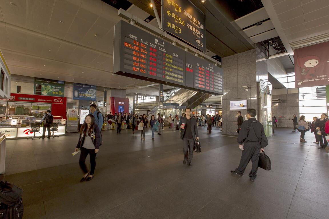 高鐵臺中站-時刻表
