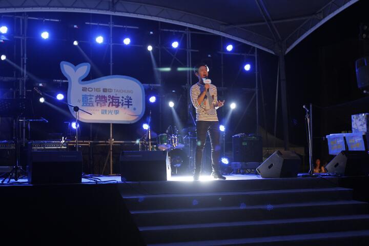 2016蓝带海洋观光季参与人次创纪录 今晚将举办摇滚总决赛-韦礼安