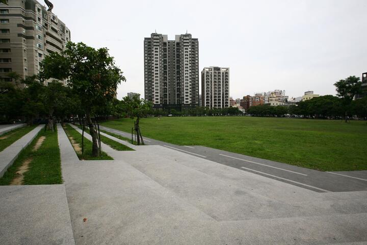 市民廣場、草悟道側拍