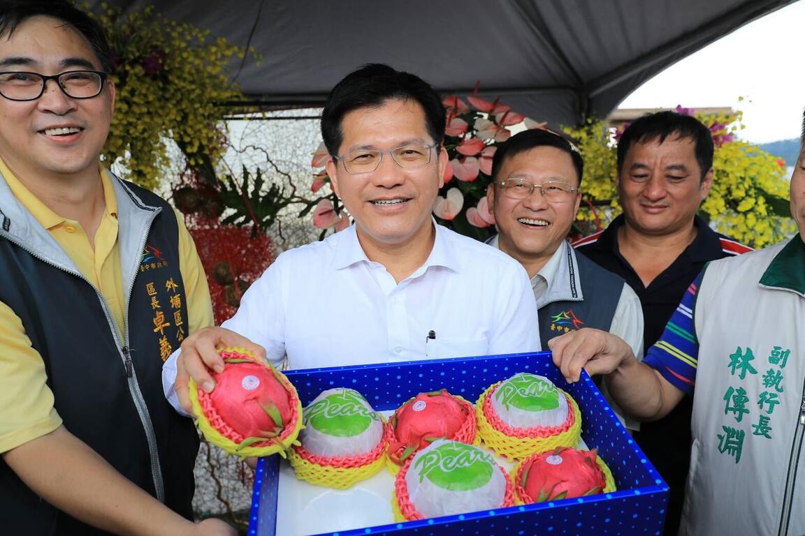 外埔紅龍果嘉年華 林市長掛品質保證