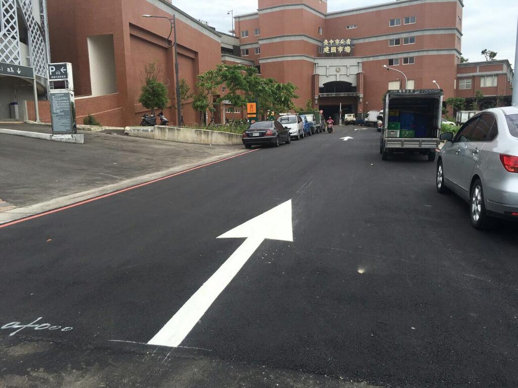 新建國市場開幕 周邊道路同步改善完成