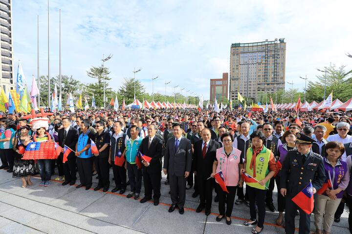國慶升旗典禮 林市長期許社會進步、政治民主