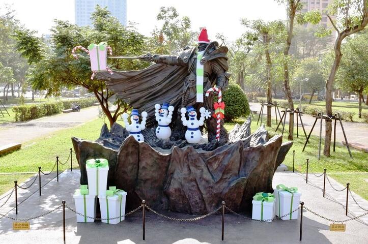 紅帽綠圍巾 草悟道阿薩斯飄耶誕味