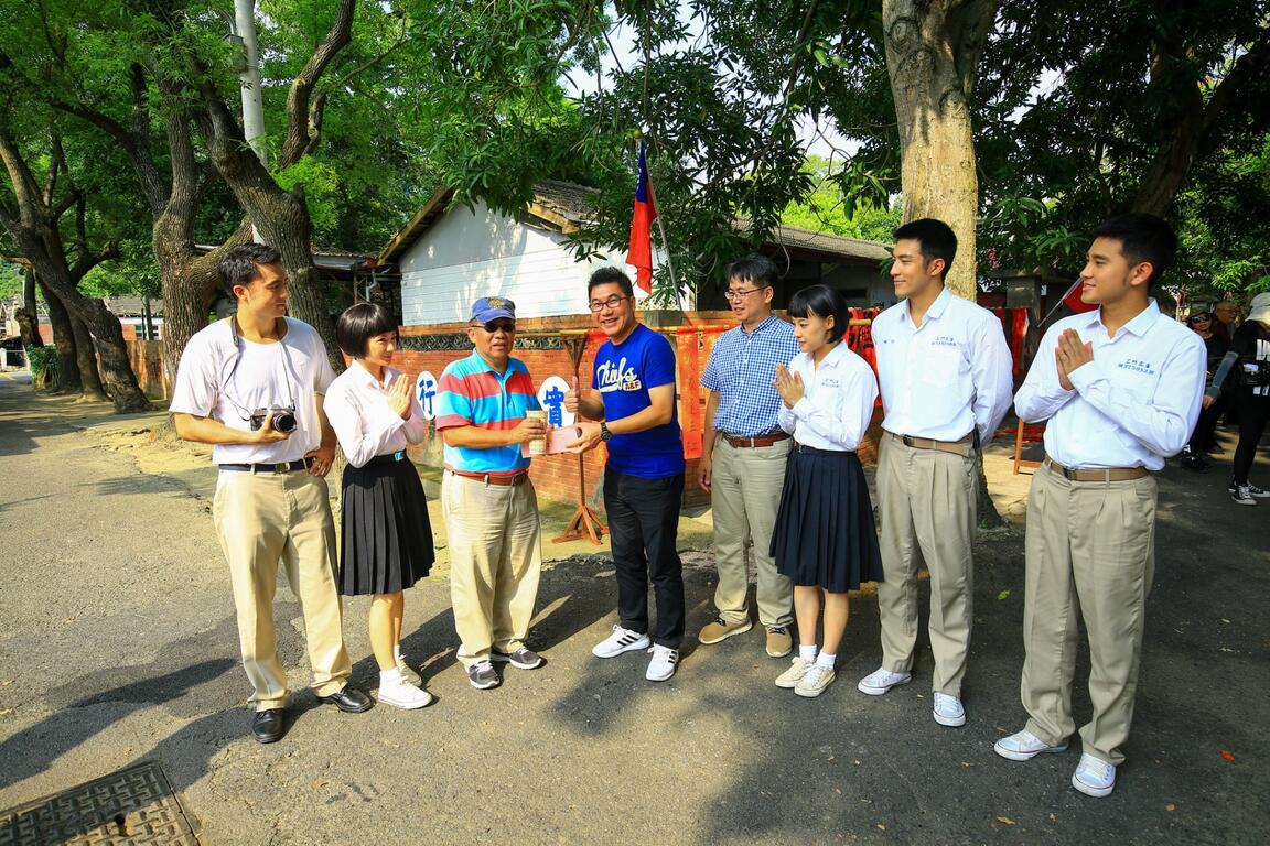 新聞局主秘探班電視劇《四季紅》拍攝現場