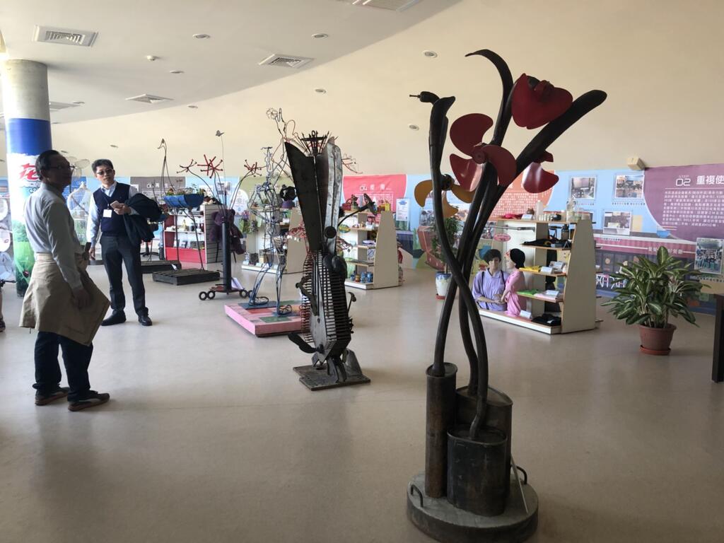 花毯節融入環境教育 「花現6R」特展展出大型環保藝術作品