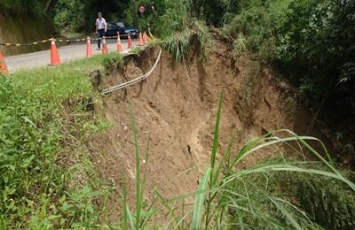 大坑連坑巷下邊坡復建 4/18起道路封閉施工