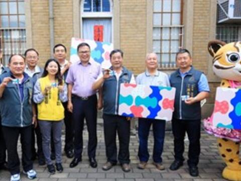 台中花博卡陸續發放 后里民眾率先領卡超開心