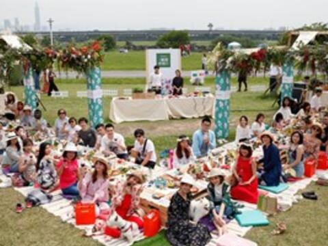 為花博暖身 風格野餐日市民廣場登場