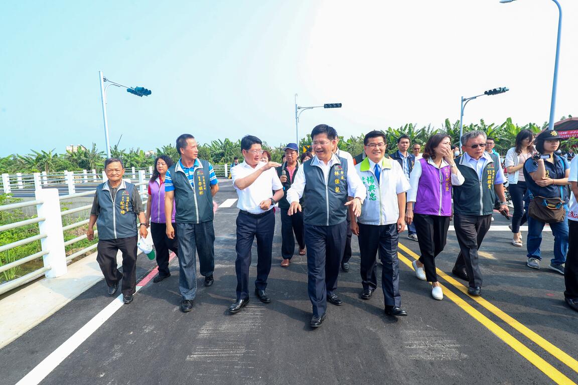 中港特定區計畫道路完工 林市長：打破「有港無市」困境 促進海線蓬勃發展