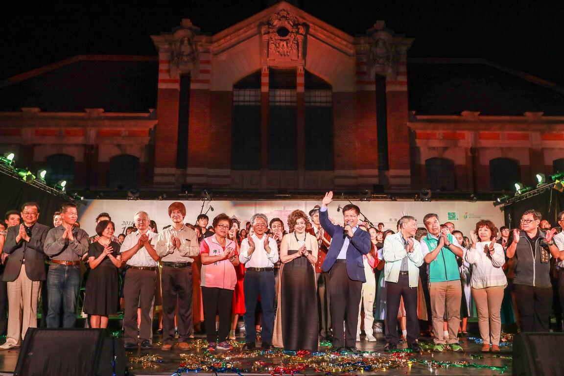 舊城新生博覽會首場台中火車站登場 民眾齊聚觀賞車站舊事