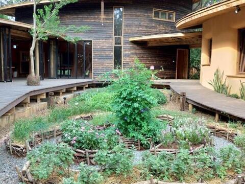 鑽石級低碳認證 后里森林園區「四口之家」永續自然