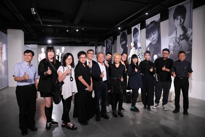 纖維工藝博物館首檔特展登場 「纖維綻─花之饗宴」迎花博