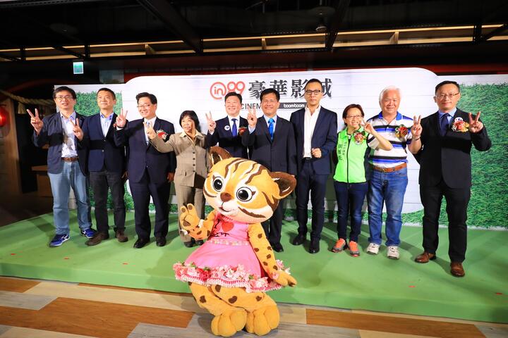 映集团进驻丰原家乐福打造in89豪华影城 林市长:象徵丰原地区开始复苏