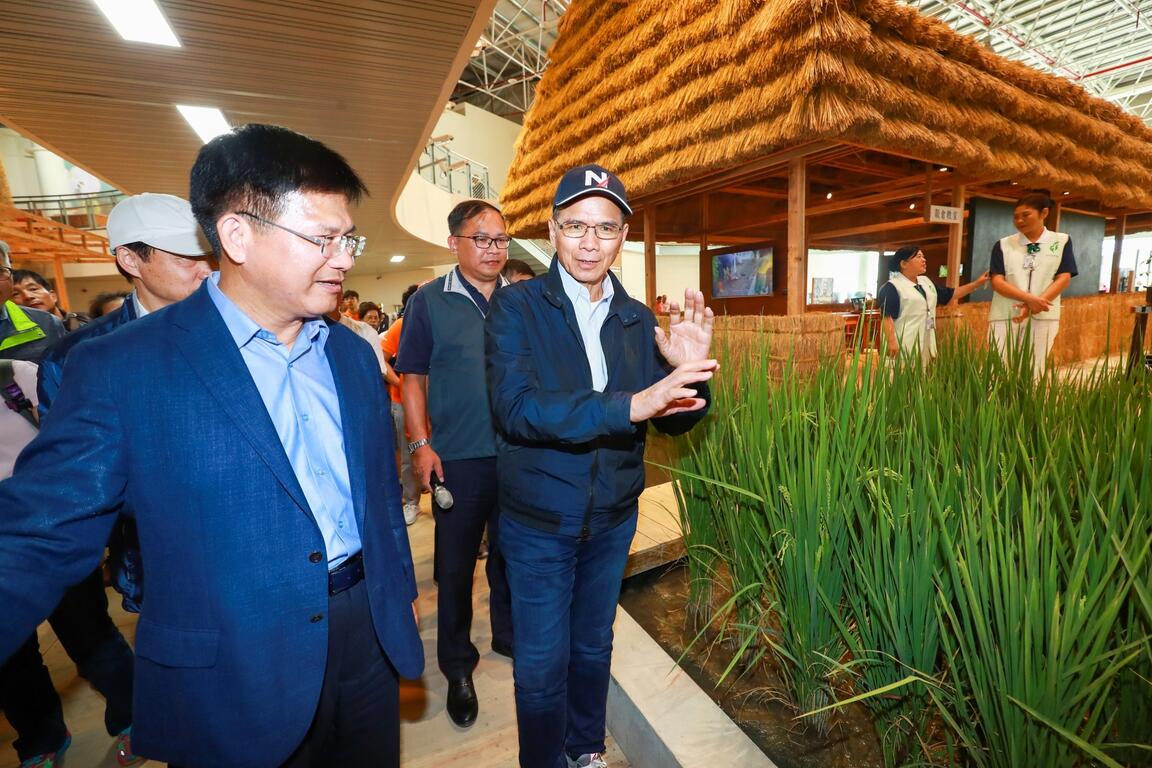 前行政院長游錫堃參訪花博 讚以「自然為師」為全民上了一課