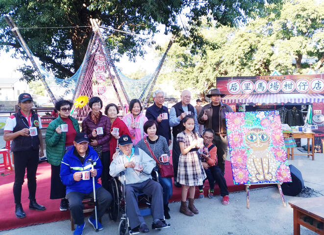 50位老朋友重回后里馬場 見證百年風華再現