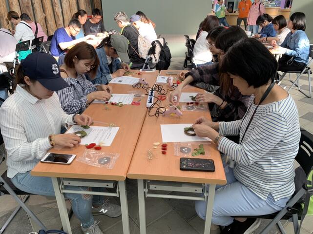 到花博、石虎粉专按赞留言 抽免费押花体验