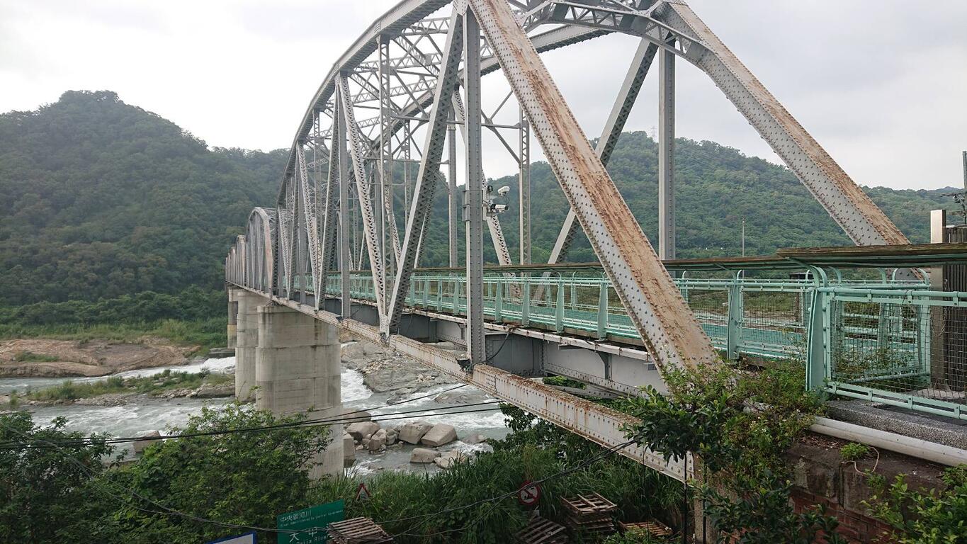 花梁钢桥栏杆修缮29日进场施作 请民众依交通维持人员指示通行