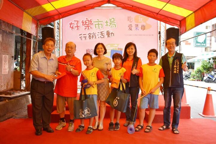 中市府推广传统市场 中义市场购物促销回馈居民支持