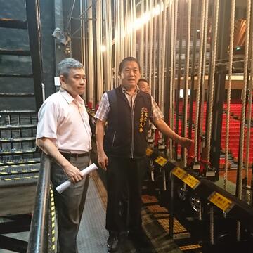 中山堂悬吊系统-修缮後将改为电脑杆