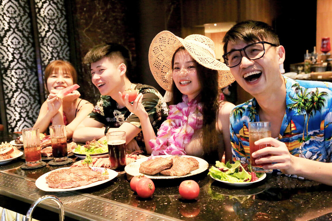 裕元花园酒店 沙滩露台烤肉派对LIVE SHOW (6)