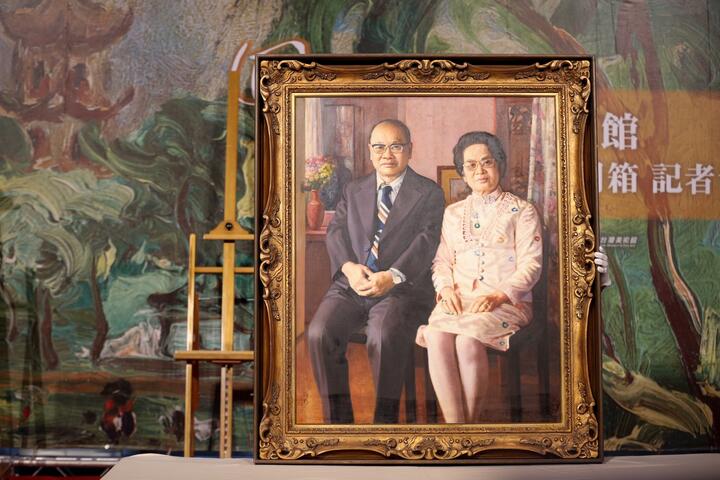 李梅樹-許鴻源夫婦像