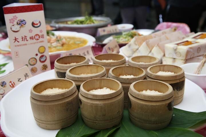 颇具特色的孟宗竹筒饭