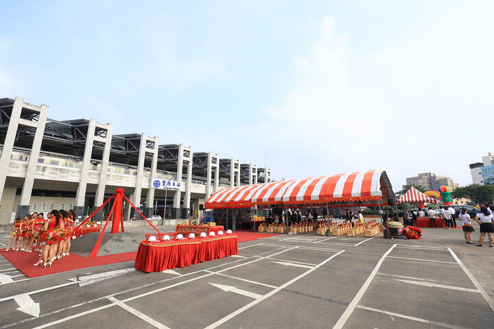 山城发展再迈一步! 卢市长:丰原转运中心让回家的路更便利