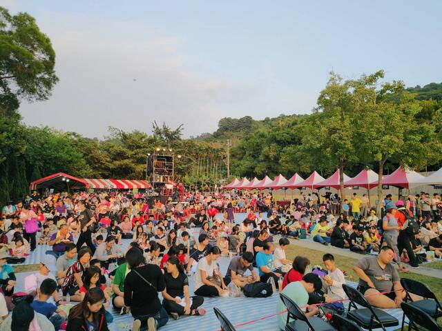 龙腾太平暨龙眼产业文化活动吸引许多民众