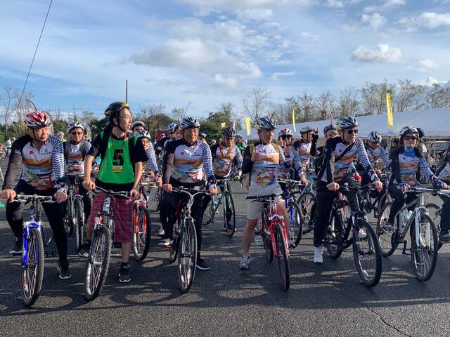 市府及市議會組團參加這次的鳥取自行車嘉年華