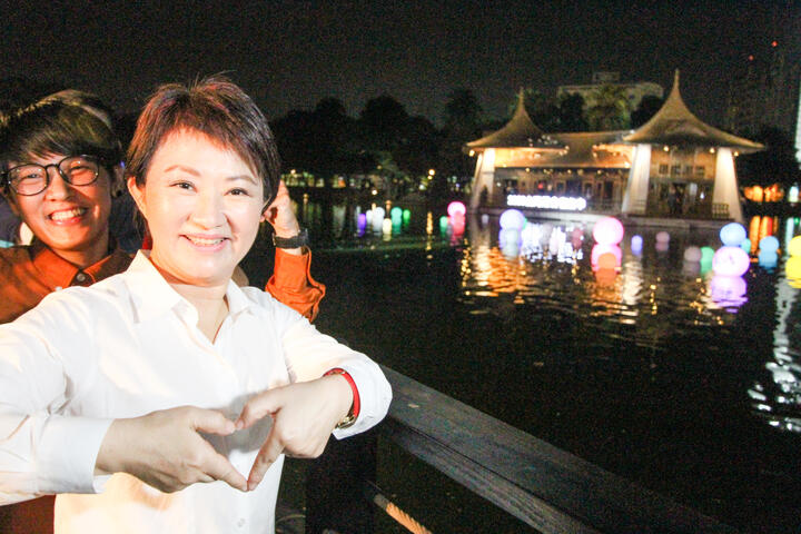 台湾灯会倒数100天 台中公园今晚点灯化身「光影游乐园」