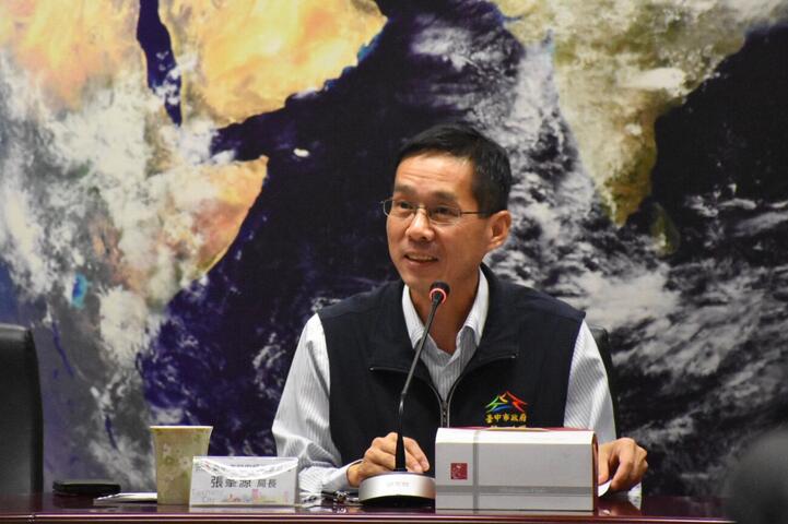 经发局长张峯源