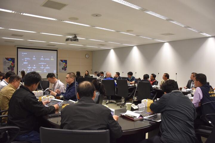 知名企业和协会出席