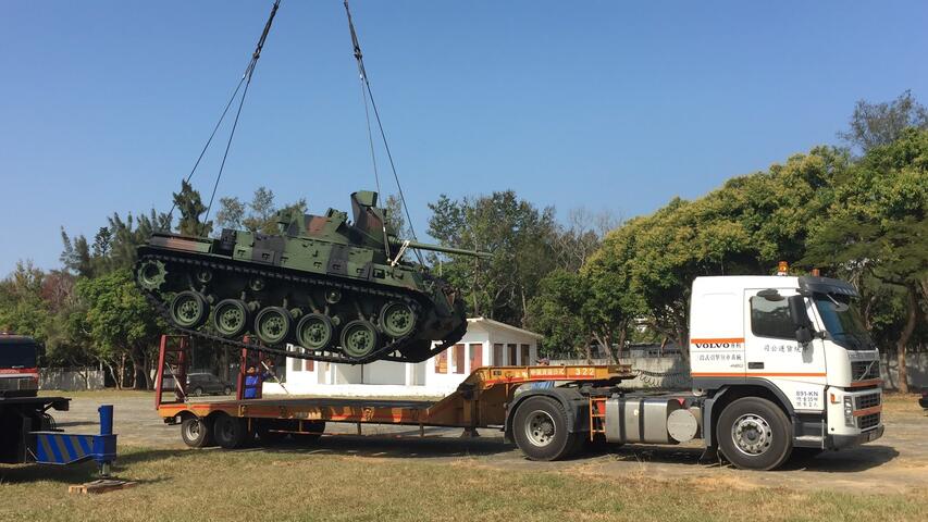 日前二輛戰車已在運動局-建設局及2020台灣燈會專案辦公室的協同下運輸進場