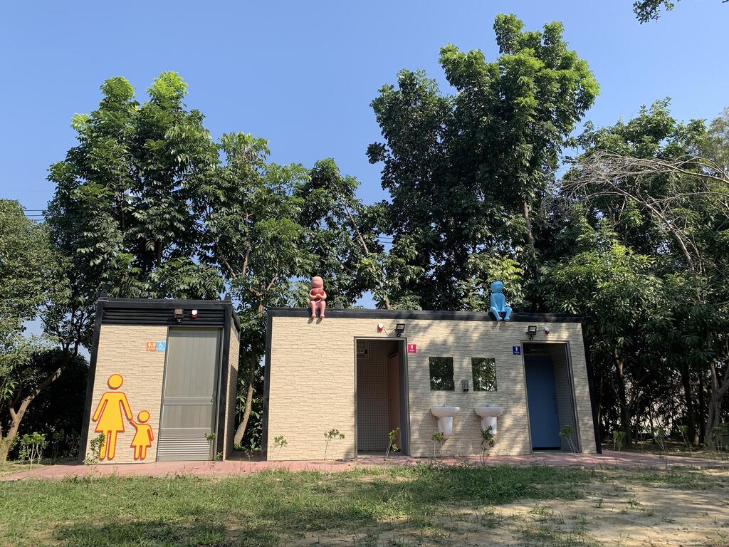 五福绿地-厕所外观