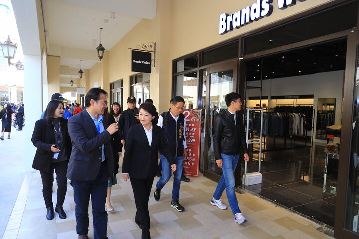 麗寶outlet-mall二期商場