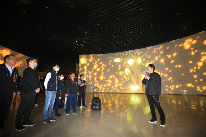 hexogon-solution創意總監黃清毅介紹燈區