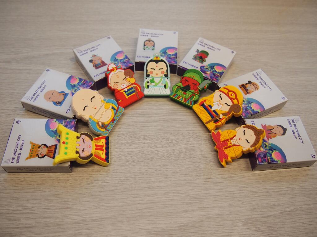 媽祖-彌勒佛-月老等7款不同造型-q版神尊公仔隨身碟