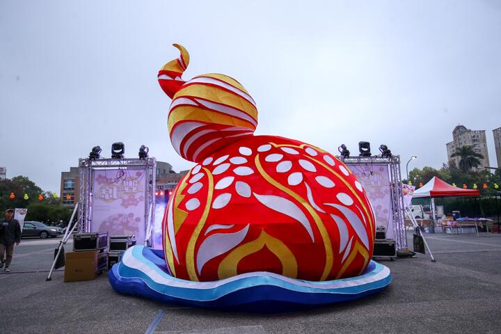 葫蘆之心-外型設計葫蘆的樣貌-彩繪上稻穗及糕餅的意象