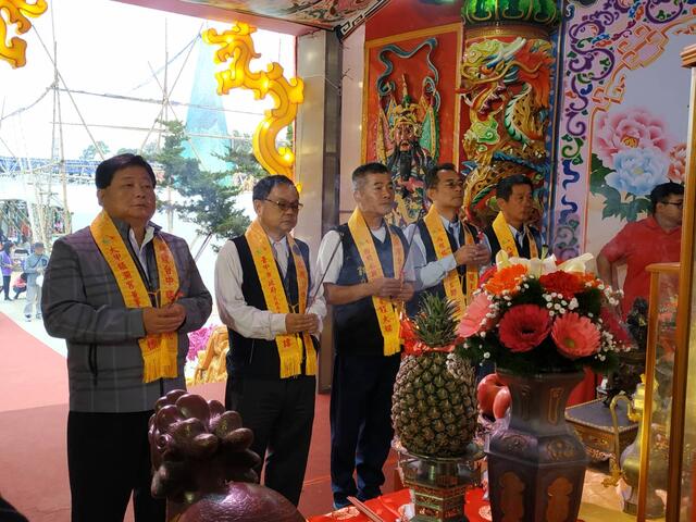 媽祖燈區-舉辦祈福大典-由民政局長吳世瑋-大甲鎮瀾宮基金會董事長顏清標等人出席-希望燈會圓滿順利