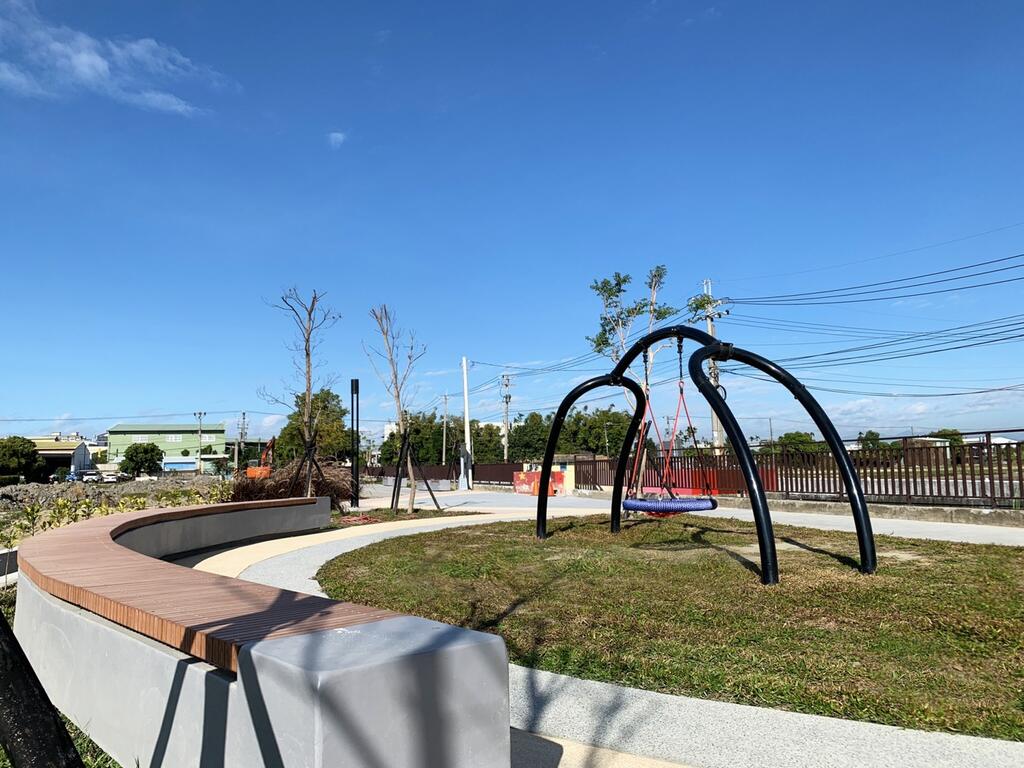 儿童探险区-提供共融式游戏区