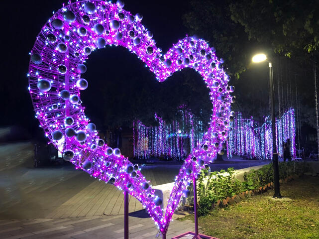 情人节放闪台中-山海屯都共游爱恋光廊-2