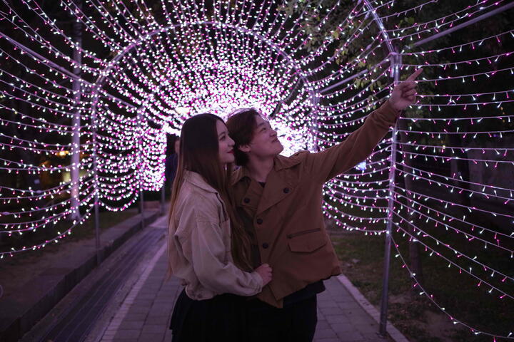 情人节放闪台中-山海屯都共游爱恋光廊-3