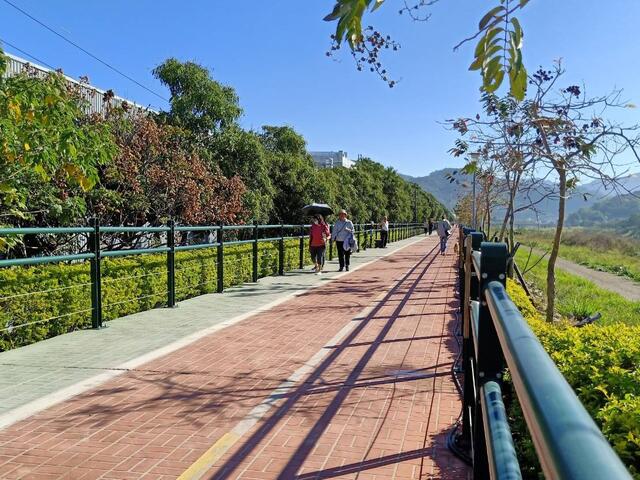 草湖溪自行車道第一-二期遊客使用設施現況