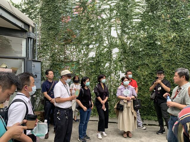 透過導覽-互動-漫遊等方式深度體驗綠光計畫巧思