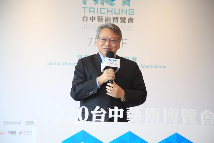 台中市副市長令狐榮達致詞