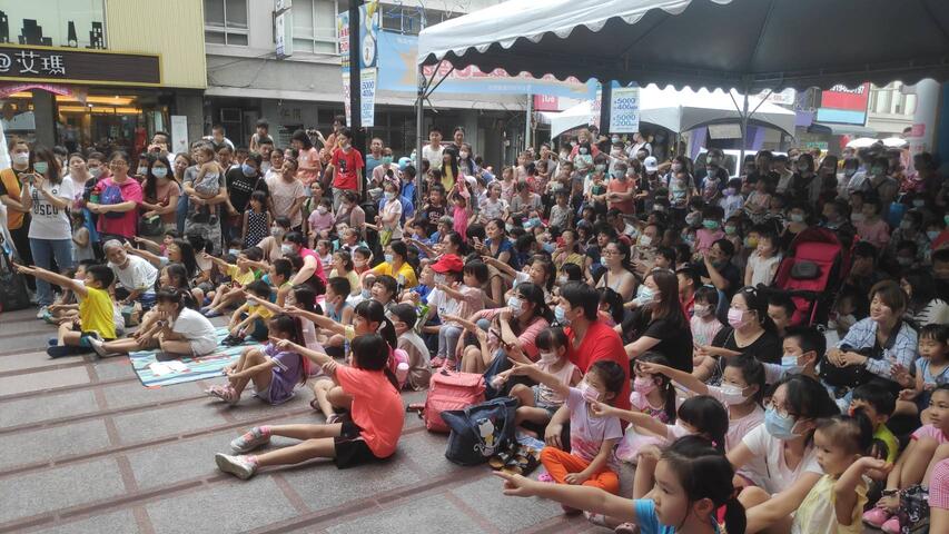 首場民眾反應熱烈