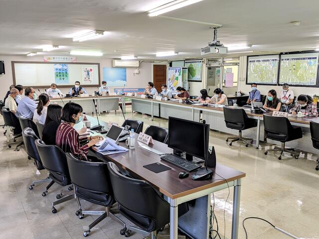 台中市地方創生專案平台-輔導團隊商討中西區地方創生規劃與願景