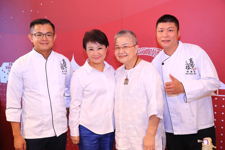 擁有30餘年品評美食與寫作經歷的美食評論家胡天蘭也分享對台中的美食印象