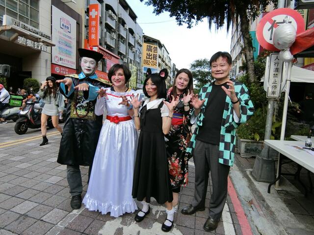 逢甲-百鬼夜行踩街嘉年華-cosplay變裝與民眾同樂