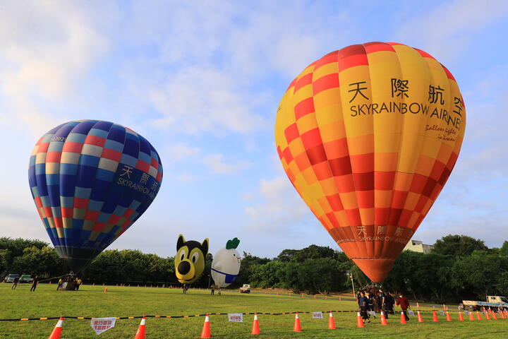 台中首次热气球升空-网美快冲石冈土牛运动公园